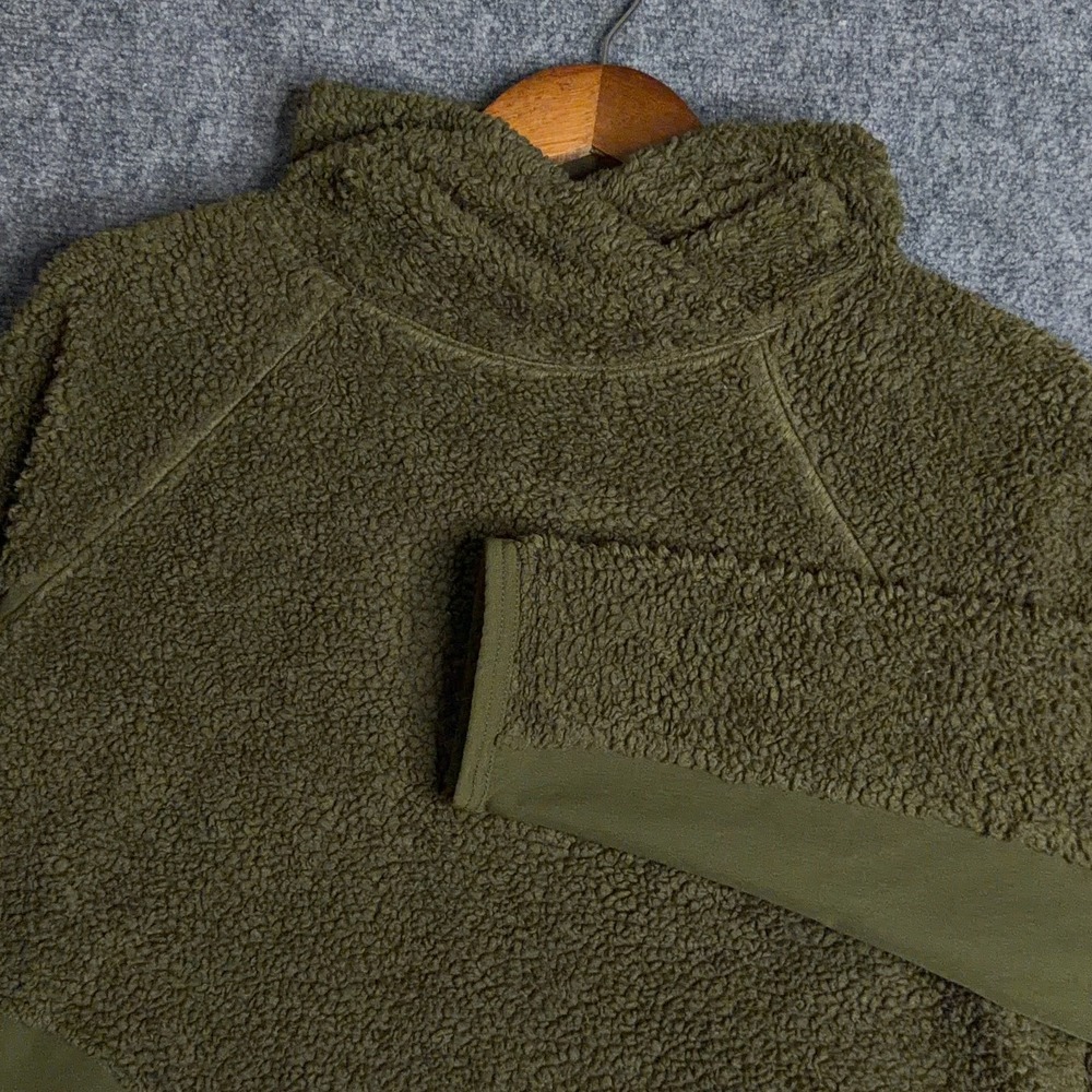 Nike Therma-FIT Sherpa Fleece Hoodie Womens Medium Olive Green Pullover Jacket